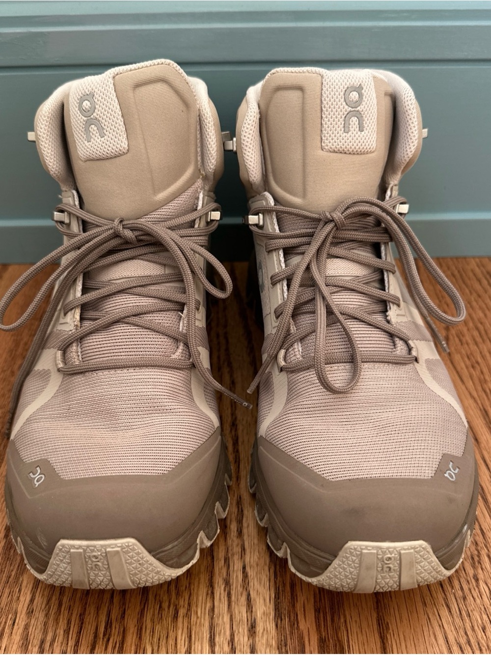 On Cloud Cloudrock Waterproof Desert/Clay 23.99548 Woman’s Size 8 - Picture 2 of 7
